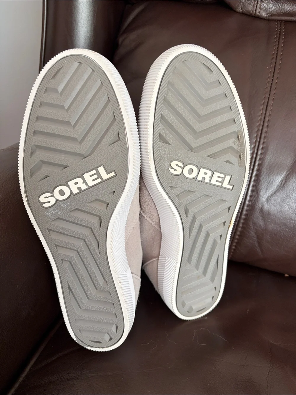 Sorel Women's Out N About slip on wedge size 8.5 chrome gray suede waterproof